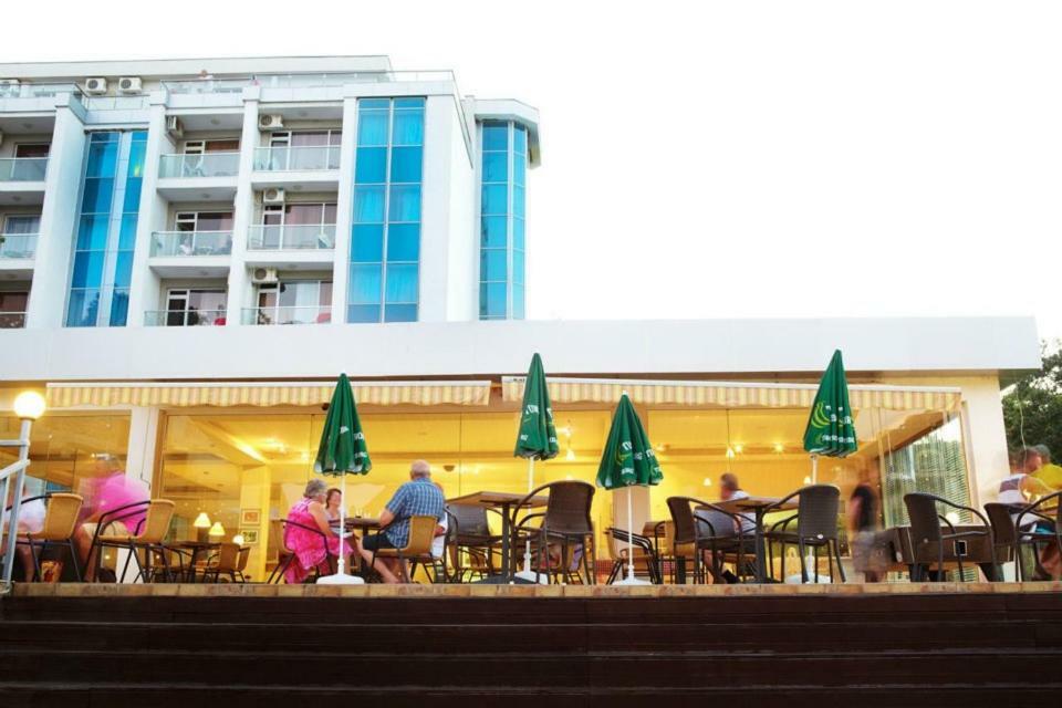 Green Park Hotel Golden Sands Exterior photo